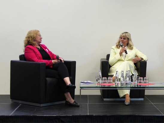Dr. Friederike Haase (links) und Catrin Steiniger